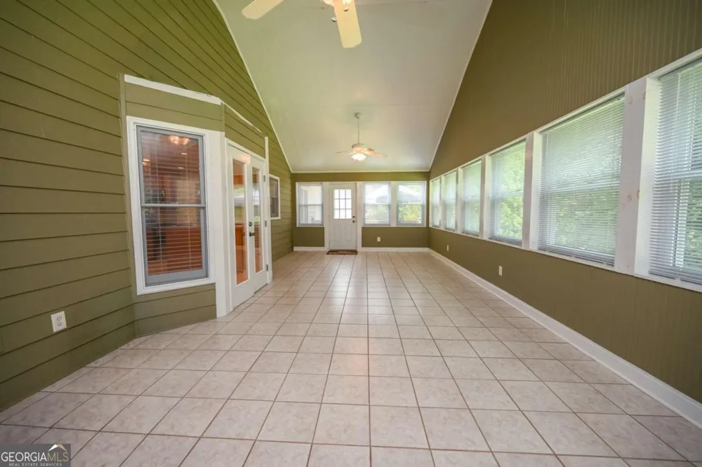 114 Valley Farm LN Acworth, GA 30102
