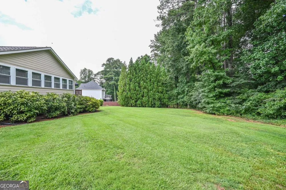 114 Valley Farm LN Acworth, GA 30102