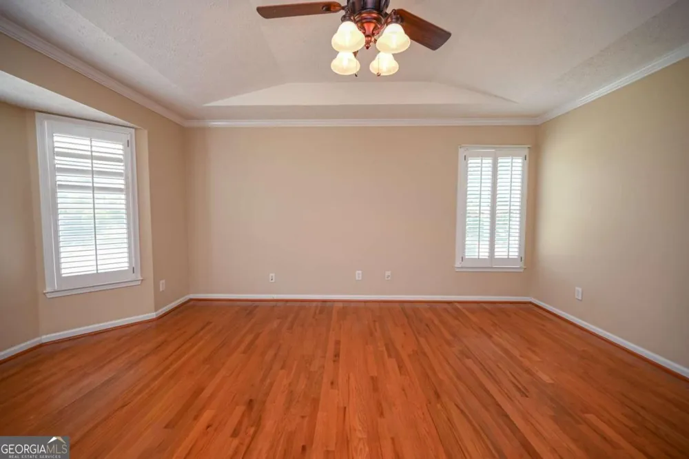 114 Valley Farm LN Acworth, GA 30102