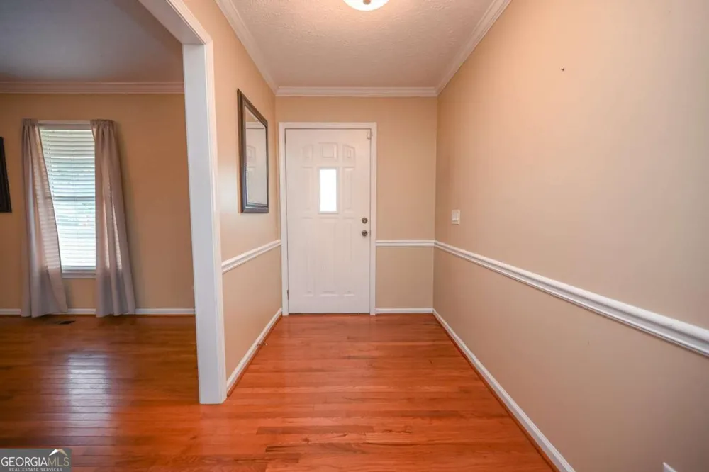 114 Valley Farm LN Acworth, GA 30102