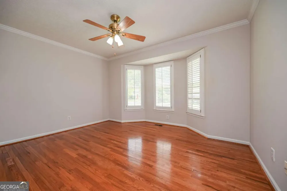 114 Valley Farm LN Acworth, GA 30102