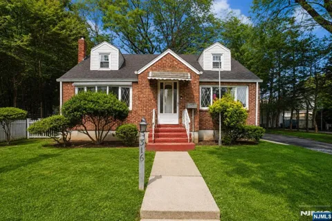 316 Grove Street