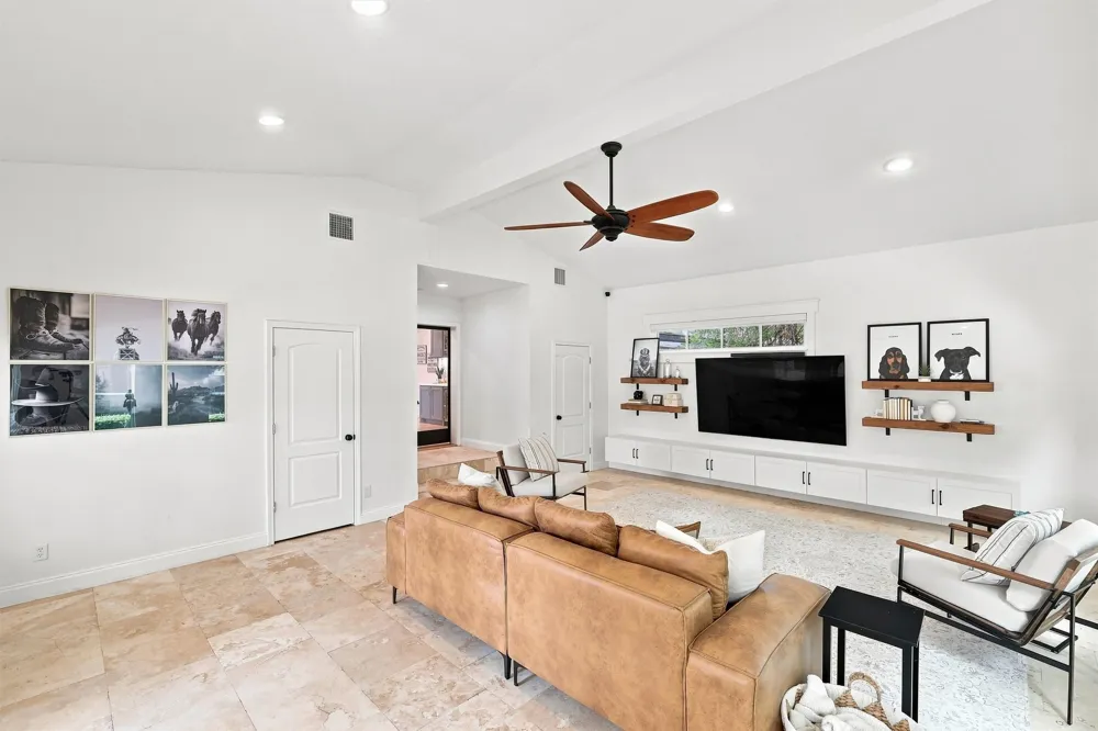 6387 Greenway Road Fort Worth, TX 76116