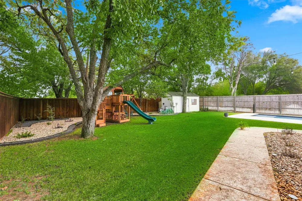 6387 Greenway Road Fort Worth, TX 76116