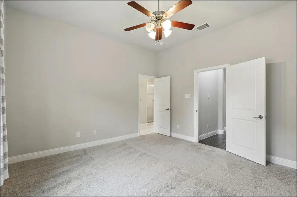 297 Scotia Street Lewisville, TX 75056