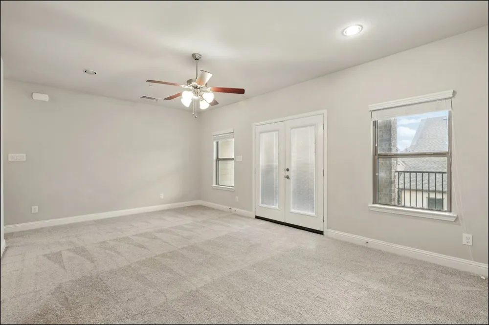 297 Scotia Street Lewisville, TX 75056