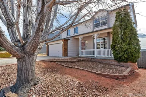 2375 Lisa Drive