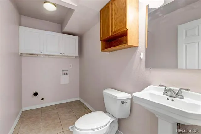 2375 Lisa Drive Colorado Springs, CO 80915