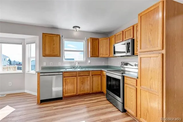 2375 Lisa Drive Colorado Springs, CO 80915