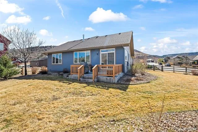 400 Carter Drive Lyons, CO 80540
