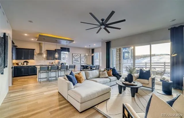 8811 Hotchkiss Street Littleton, CO 80125
