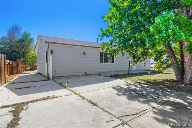 1133 Livingston Avenue Colorado Springs, CO 80906