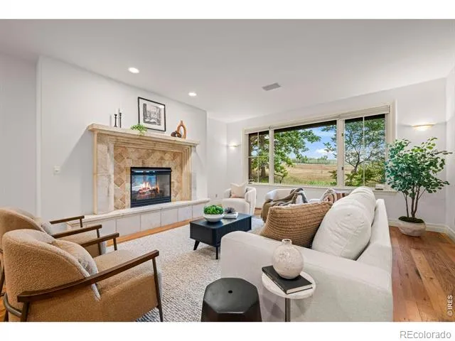 145 Brittany Lane Lafayette, CO 80026