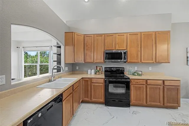 15656 E 107th Way Commerce City, CO 80022