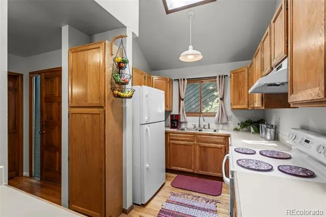 3056 Edison Court Boulder, CO 80301