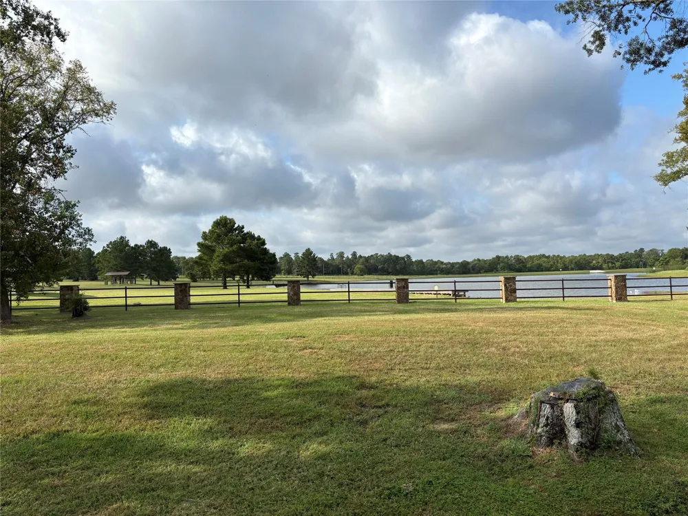 15223 Forest Grove Drive Willis, TX 77378