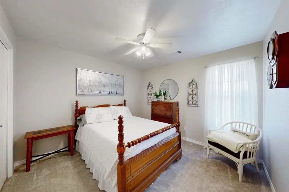 703 Meadow Brook Drive Caldwell, TX 77836