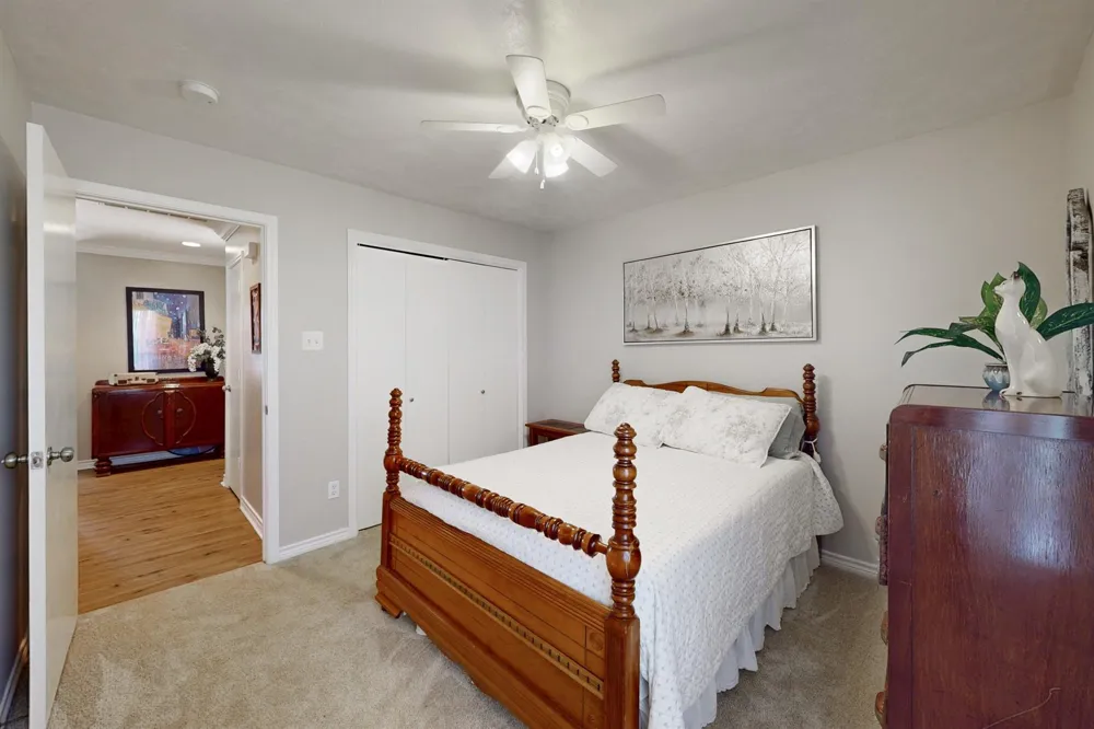 703 Meadow Brook Drive Caldwell, TX 77836
