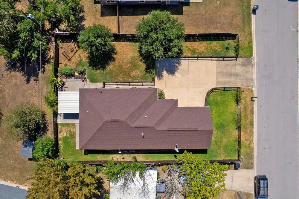 703 Meadow Brook Drive Caldwell, TX 77836