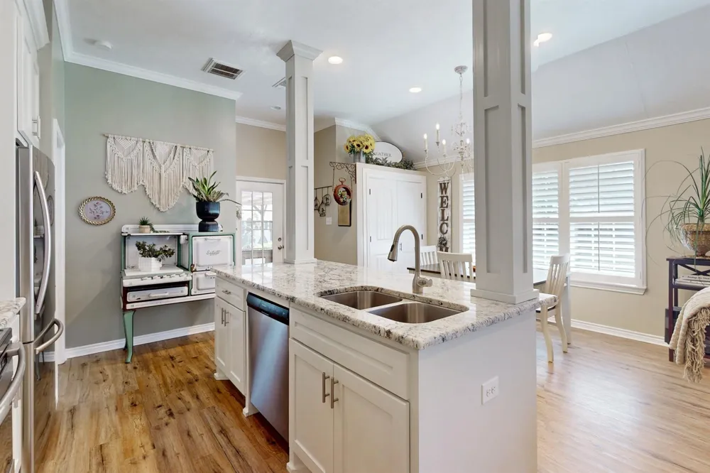 703 Meadow Brook Drive Caldwell, TX 77836