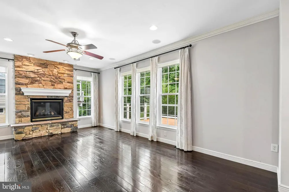 7239 LYNDSEY WAY Elkridge, MD 21075