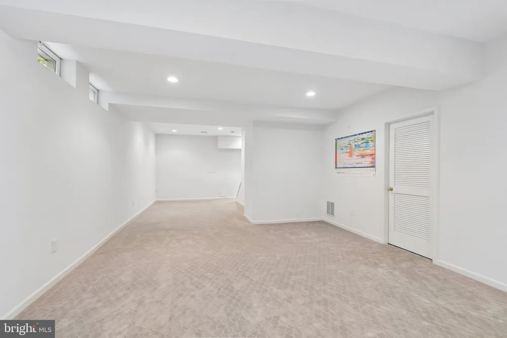 7239 LYNDSEY WAY Elkridge, MD 21075