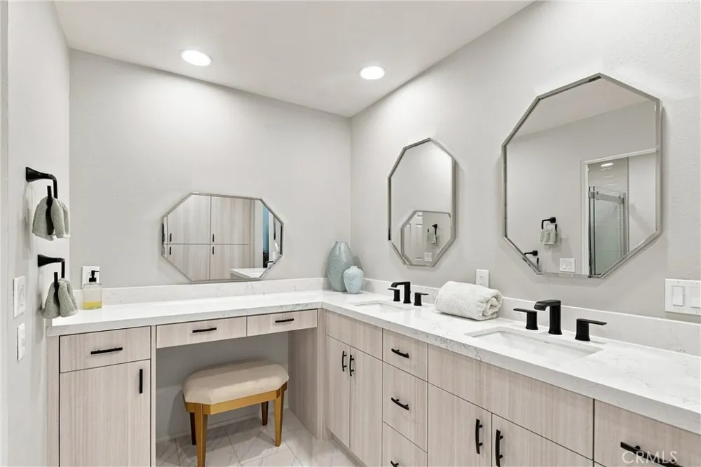 43337 Lacovia Drive Bermuda Dunes, CA 92203