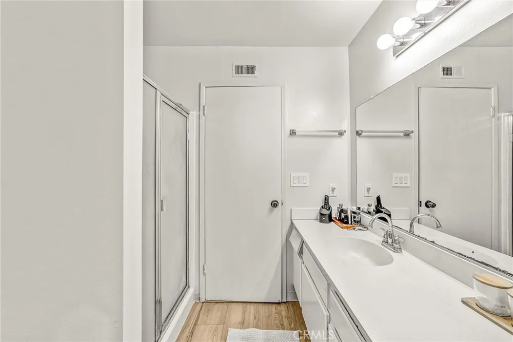5950 Imperial Highway #91 South Gate, CA 90280