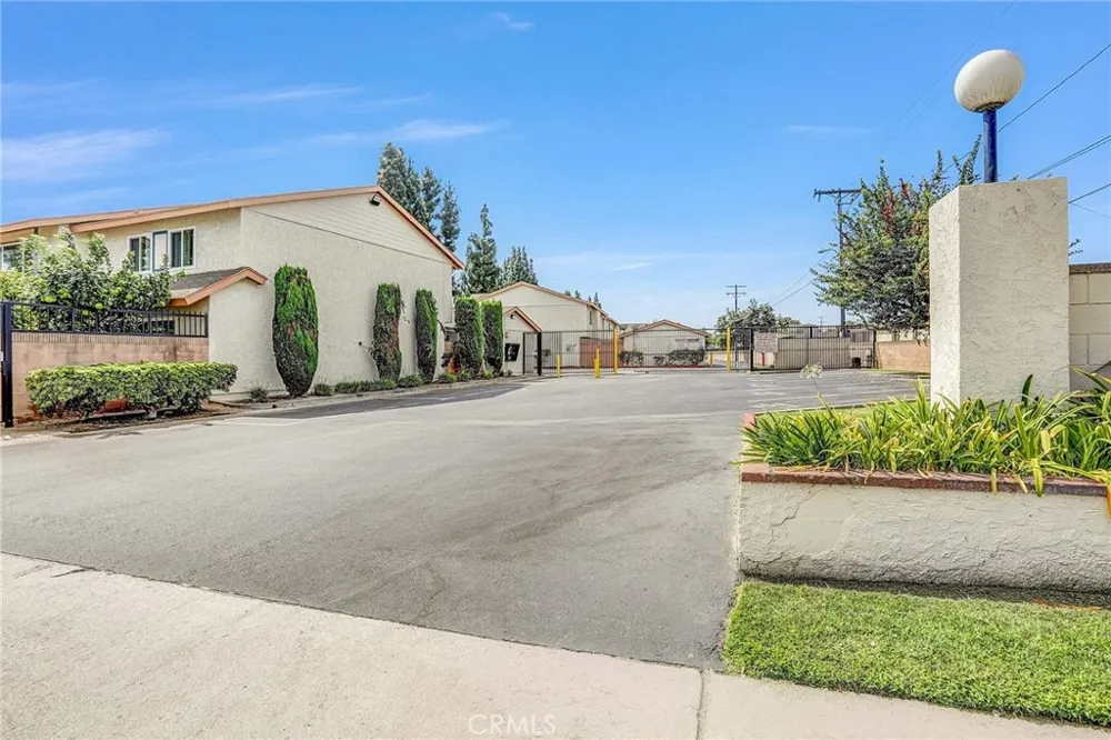 5950 Imperial Highway #91 South Gate, CA 90280