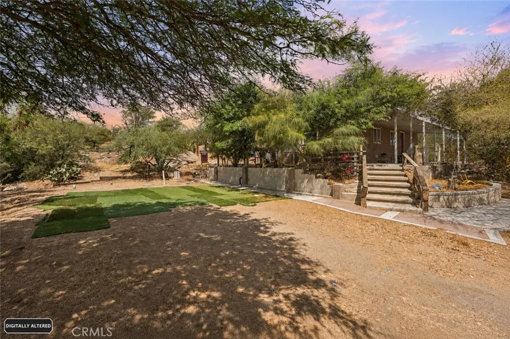 18455 Pequena Entrada Perris, CA 92570