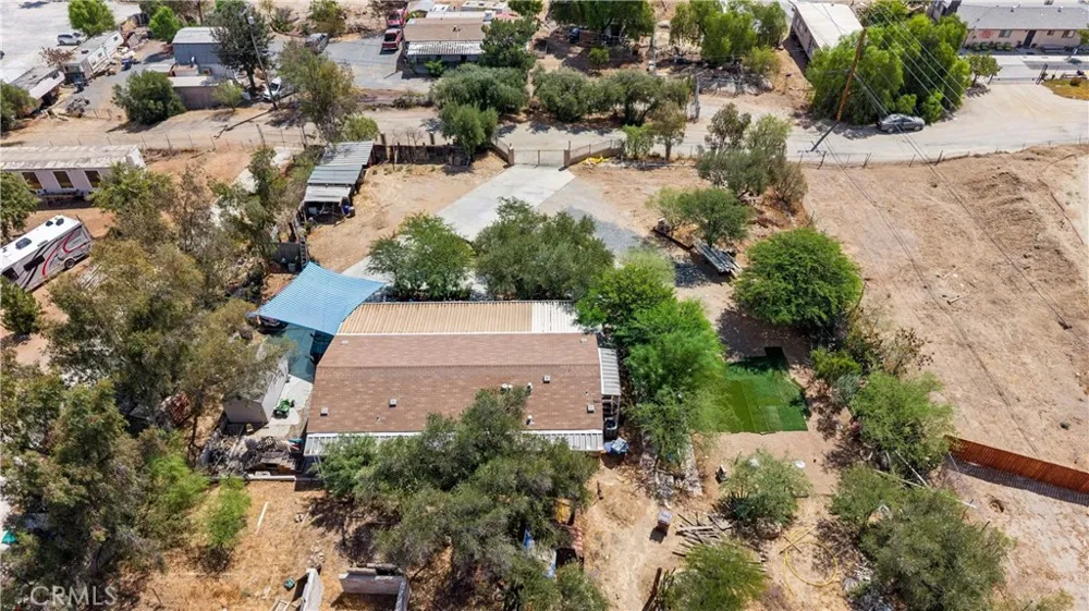 18455 Pequena Entrada Perris, CA 92570