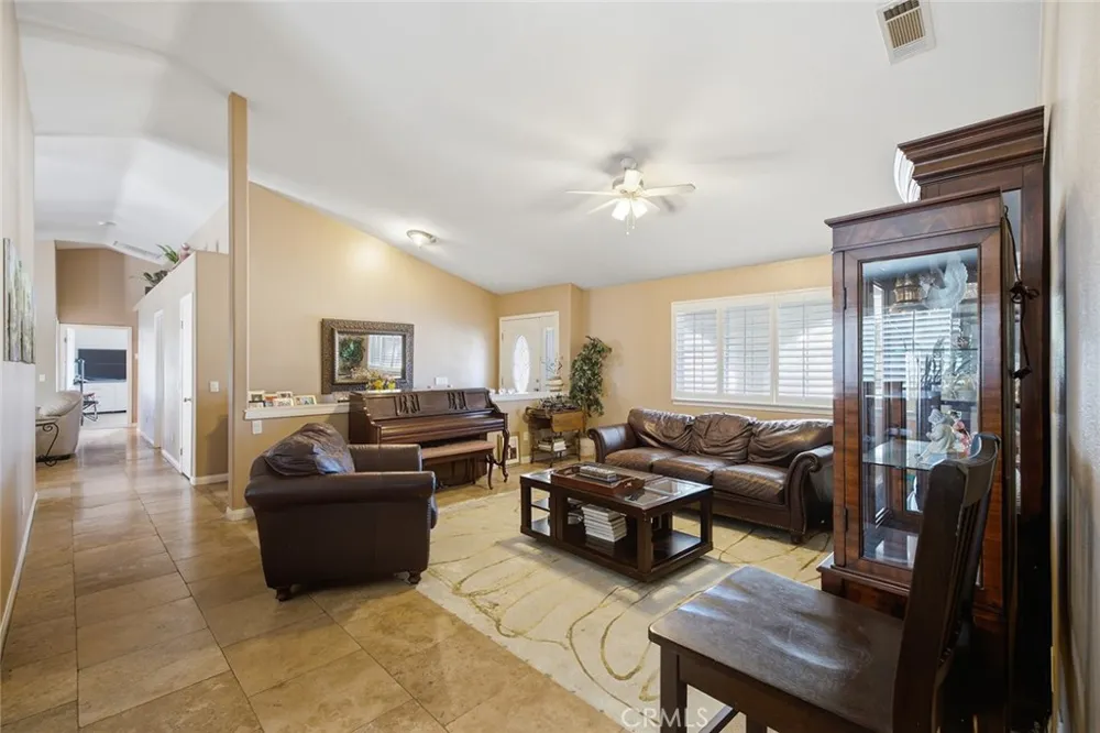 18551 Warren Road Riverside, CA 92508