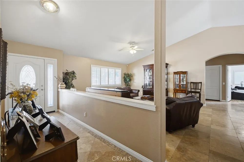 18551 Warren Road Riverside, CA 92508