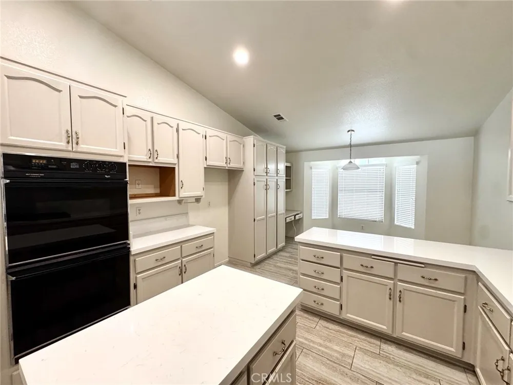 12789 Yorkshire Drive Apple Valley, CA 92308