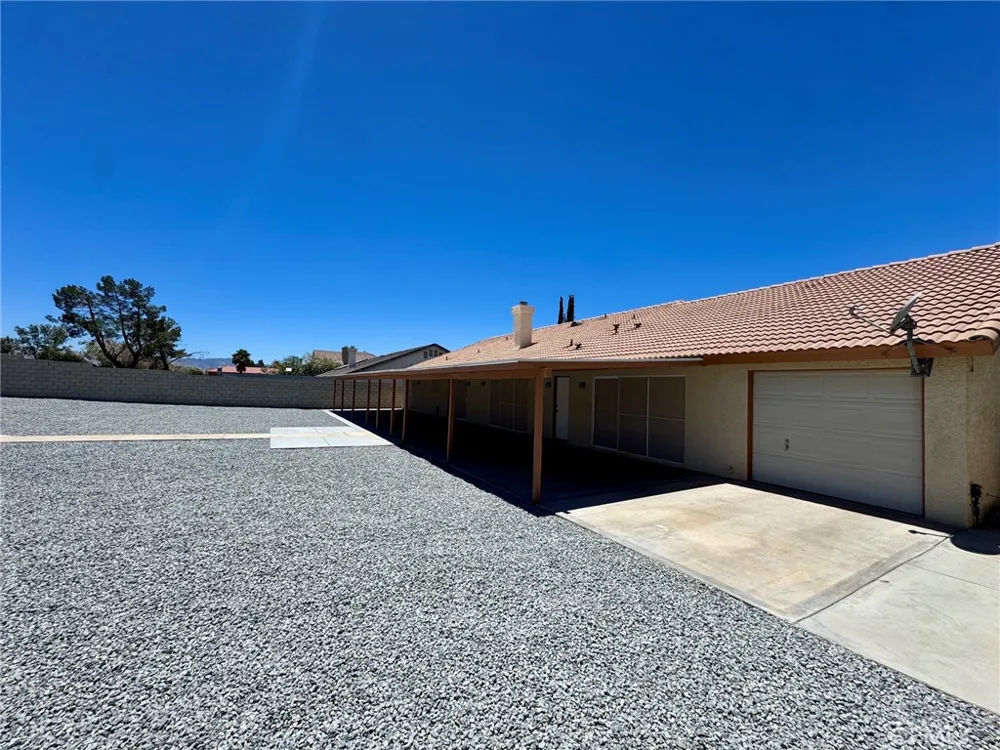 12789 Yorkshire Drive Apple Valley, CA 92308