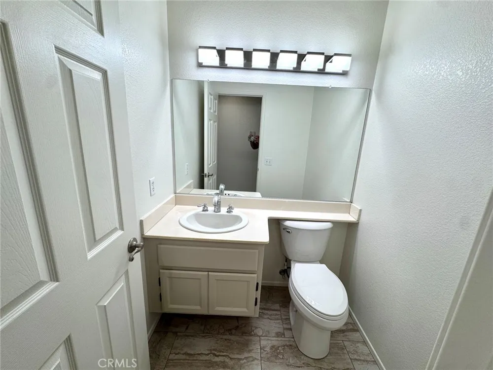 12789 Yorkshire Drive Apple Valley, CA 92308