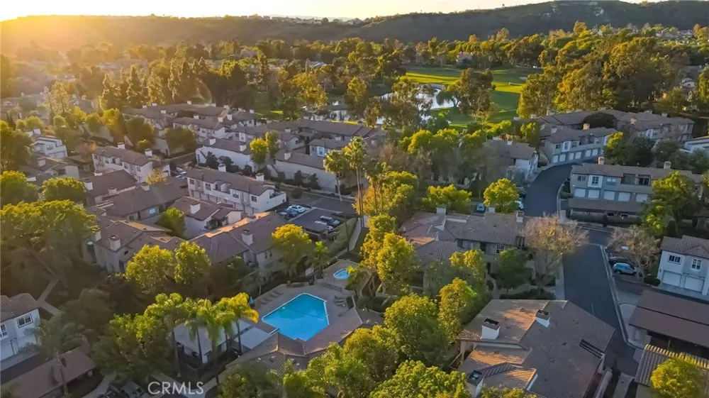 28 Via Contento Rancho Santa Margarita, CA 92688