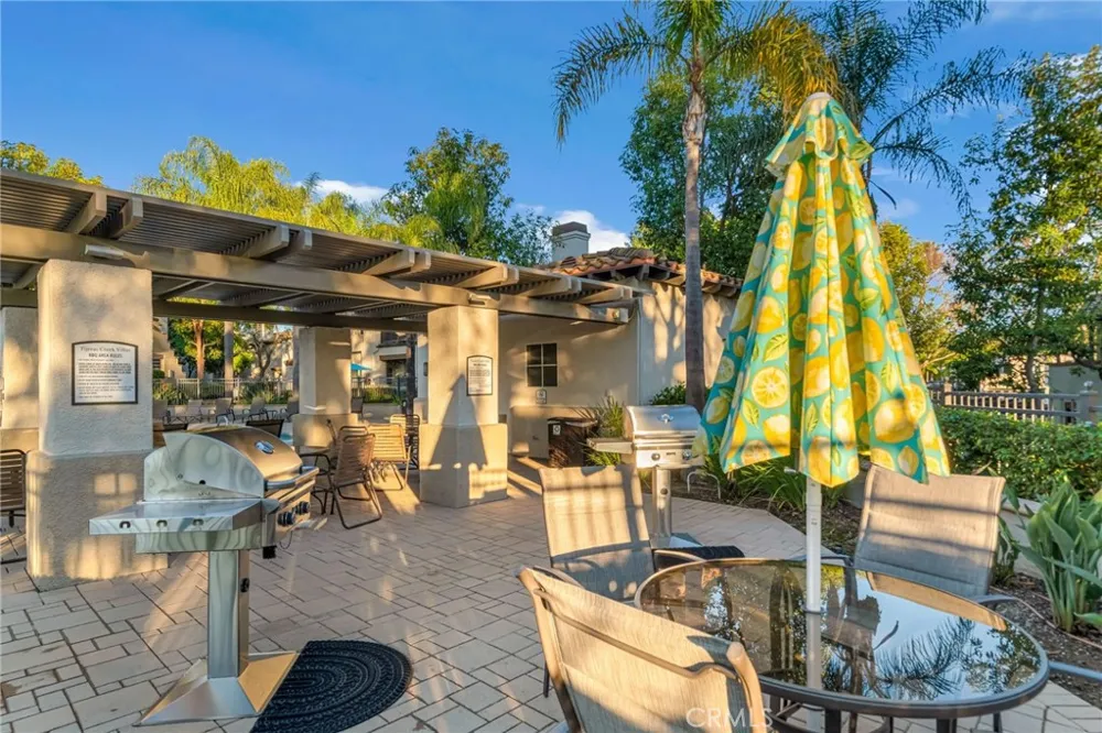28 Via Contento Rancho Santa Margarita, CA 92688