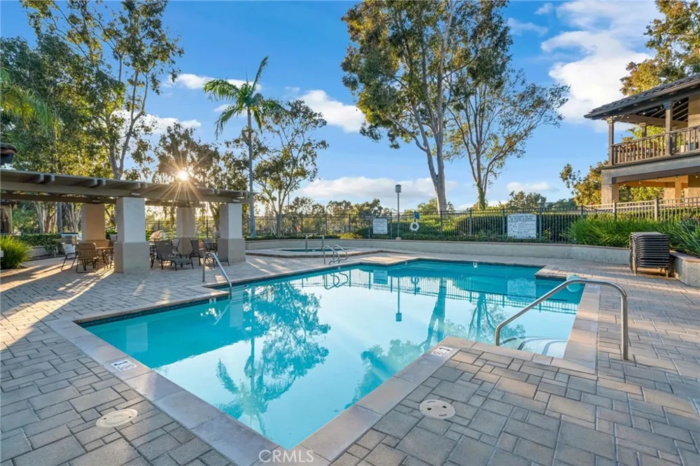 28 Via Contento Rancho Santa Margarita, CA 92688