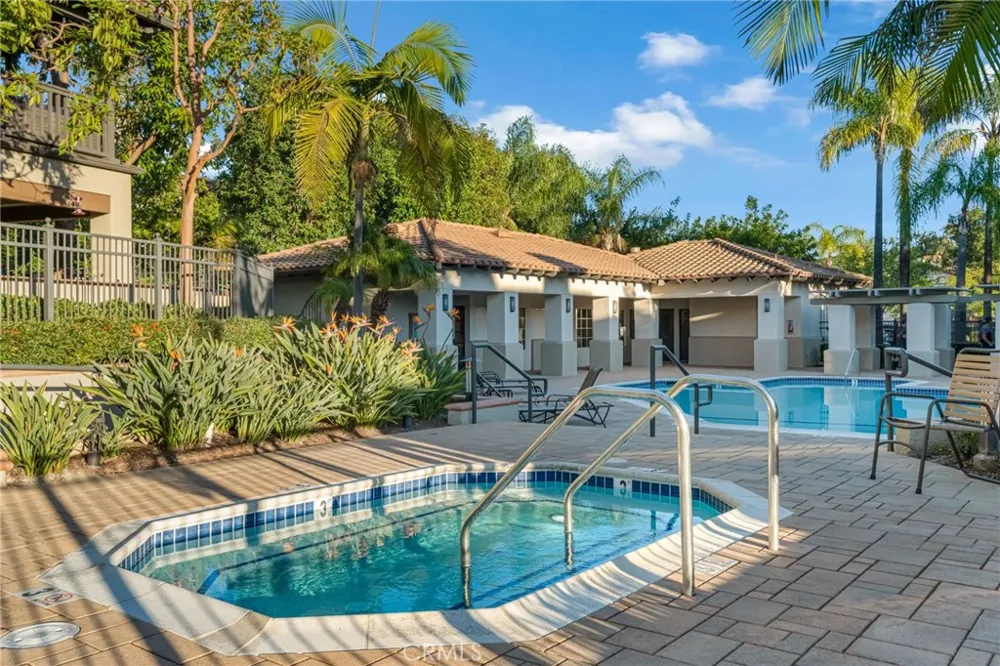 28 Via Contento Rancho Santa Margarita, CA 92688