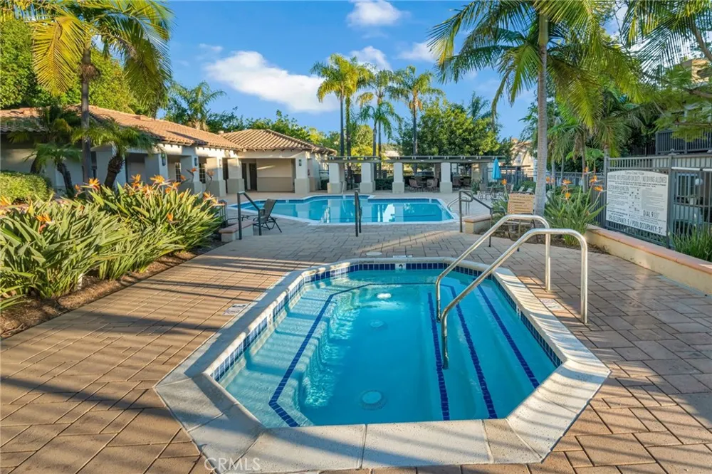 28 Via Contento Rancho Santa Margarita, CA 92688
