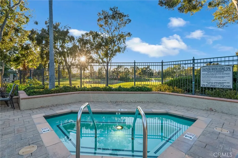 28 Via Contento Rancho Santa Margarita, CA 92688