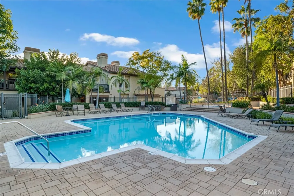 28 Via Contento Rancho Santa Margarita, CA 92688