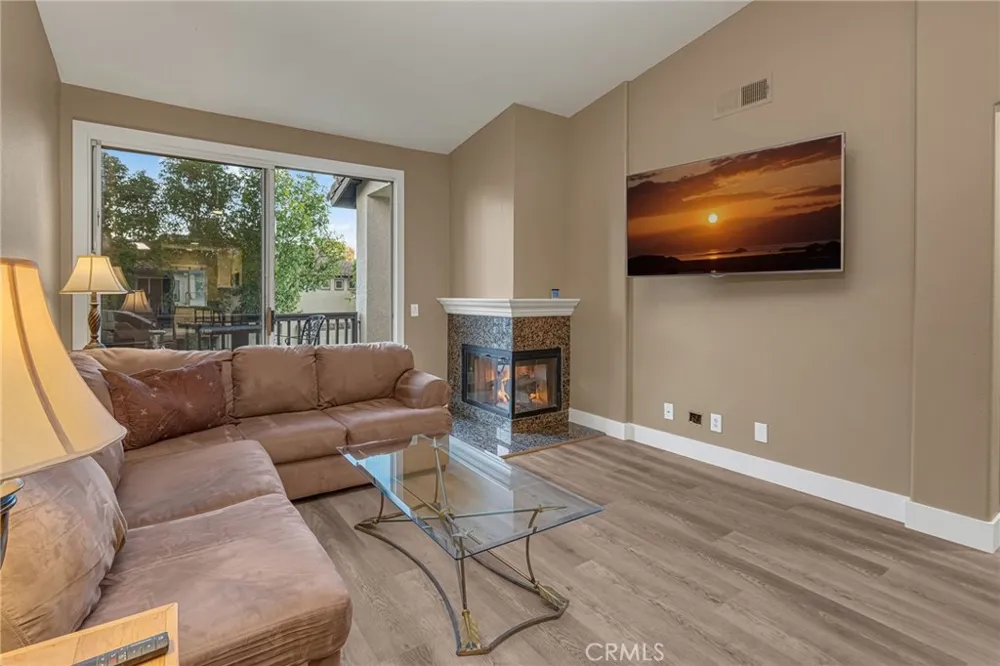 28 Via Contento Rancho Santa Margarita, CA 92688