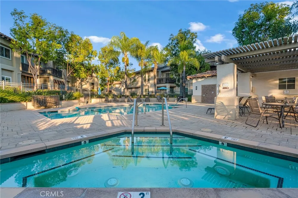 28 Via Contento Rancho Santa Margarita, CA 92688