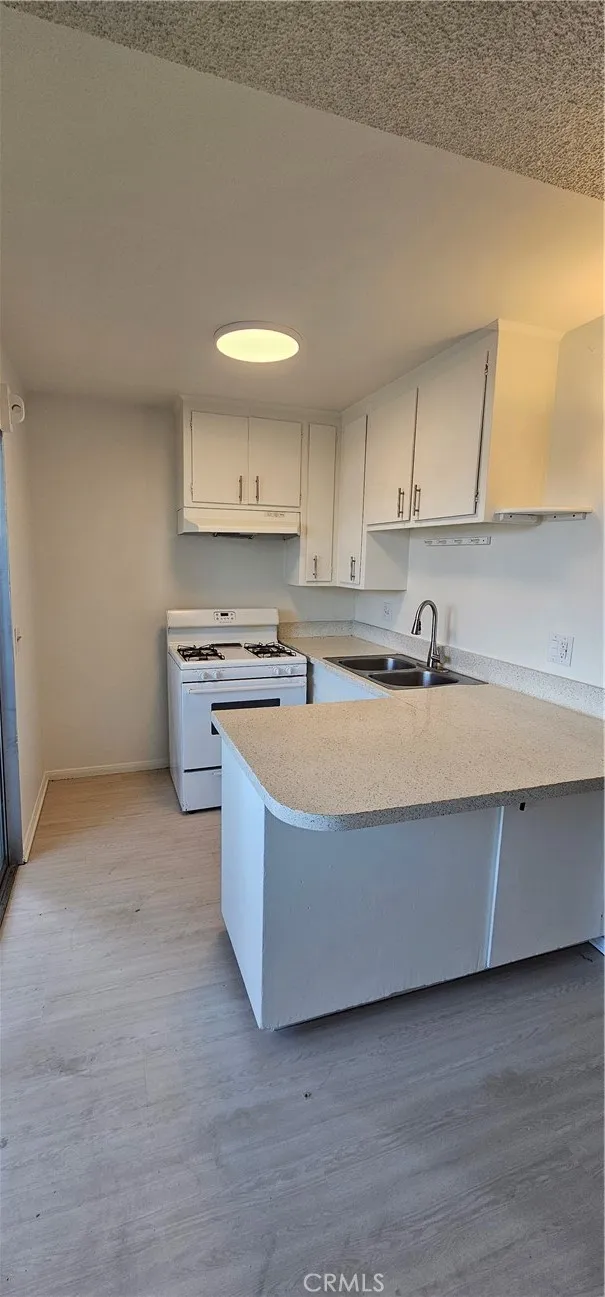 102 Avenida San Fernando #6 San Clemente, CA 92672