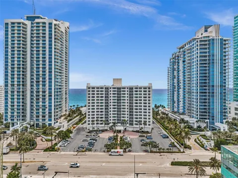 3505 S Ocean Dr #804
