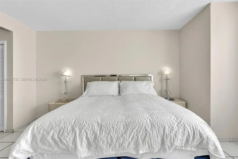 3505 S Ocean Dr #804 Hollywood, FL 33019