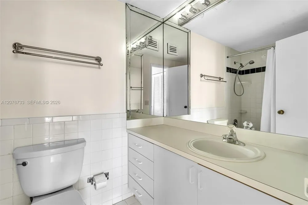 3505 S Ocean Dr #804 Hollywood, FL 33019