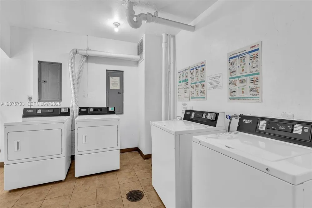 3505 S Ocean Dr #804 Hollywood, FL 33019